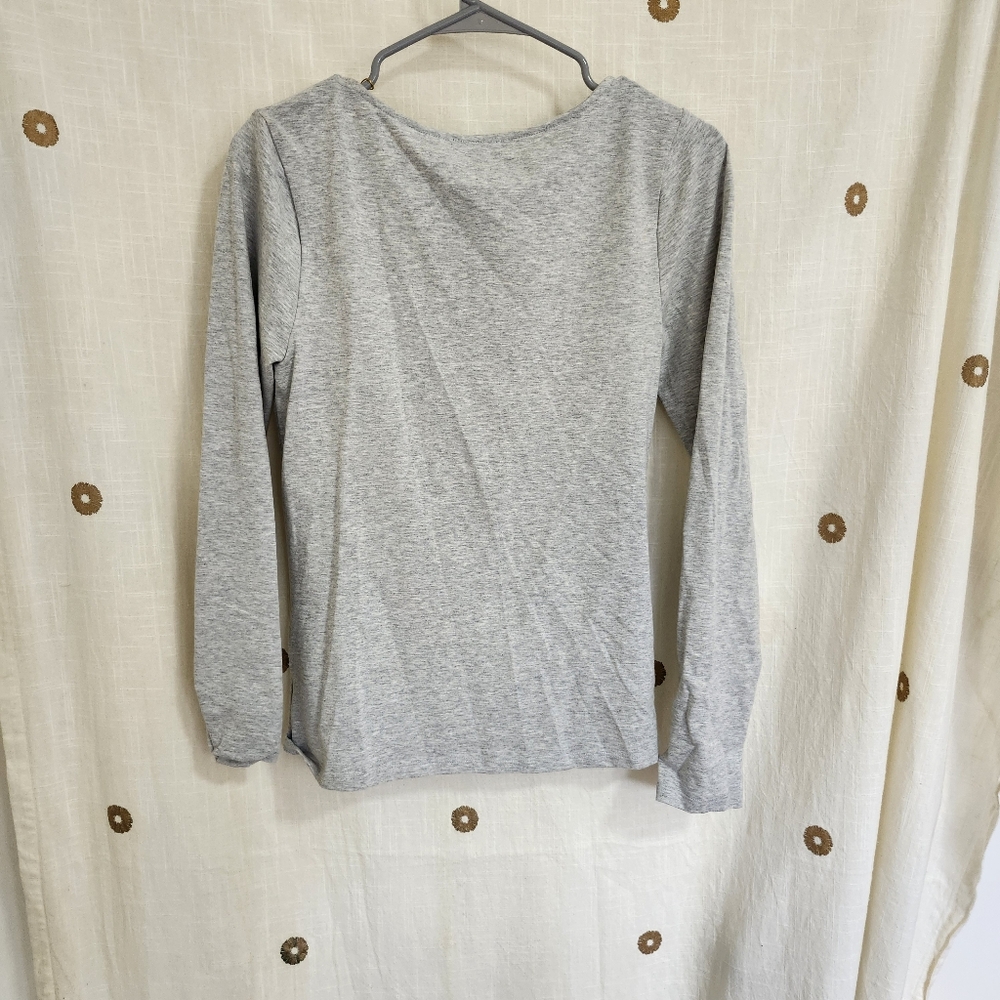 Express - Gray Ruched V-Neck Top - Picture 7 of 7